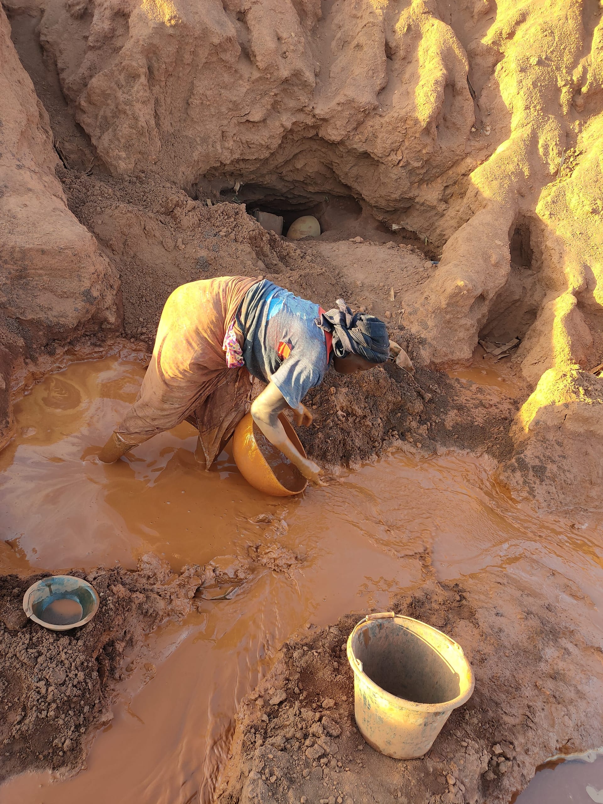 Artisanal miners at work, where field-tested due diligence begins